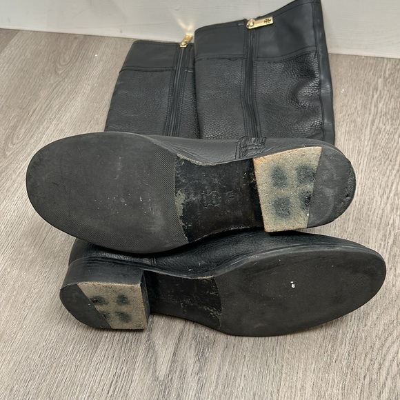 Tory Burch Julian Black Pebble Leather with Gold Emblem Tall Riding Boots Size 7 - Picture 14 of 16